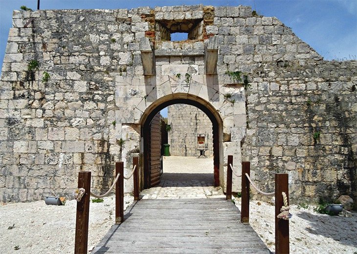 Vis Island Fort Of St. George