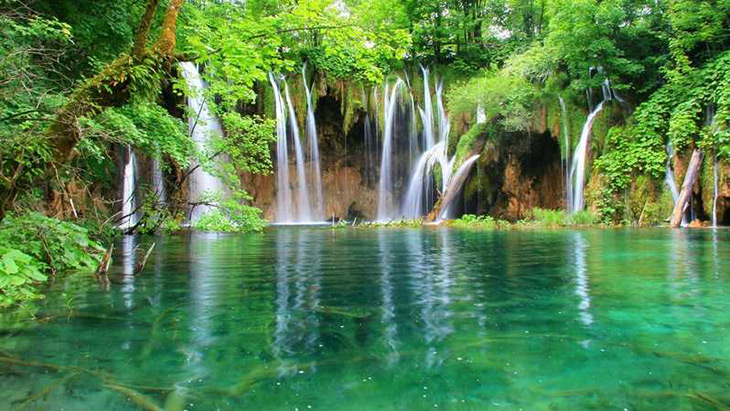 Crystal clear waters of Plitvice Lakes
