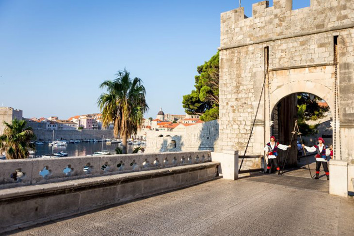 Ploče gate Dubrovnik